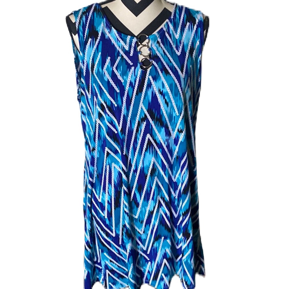 NY COLLECTION | WOMAN | ZIG ZAG SWING STRETCH DRESS -3 silver accents in front